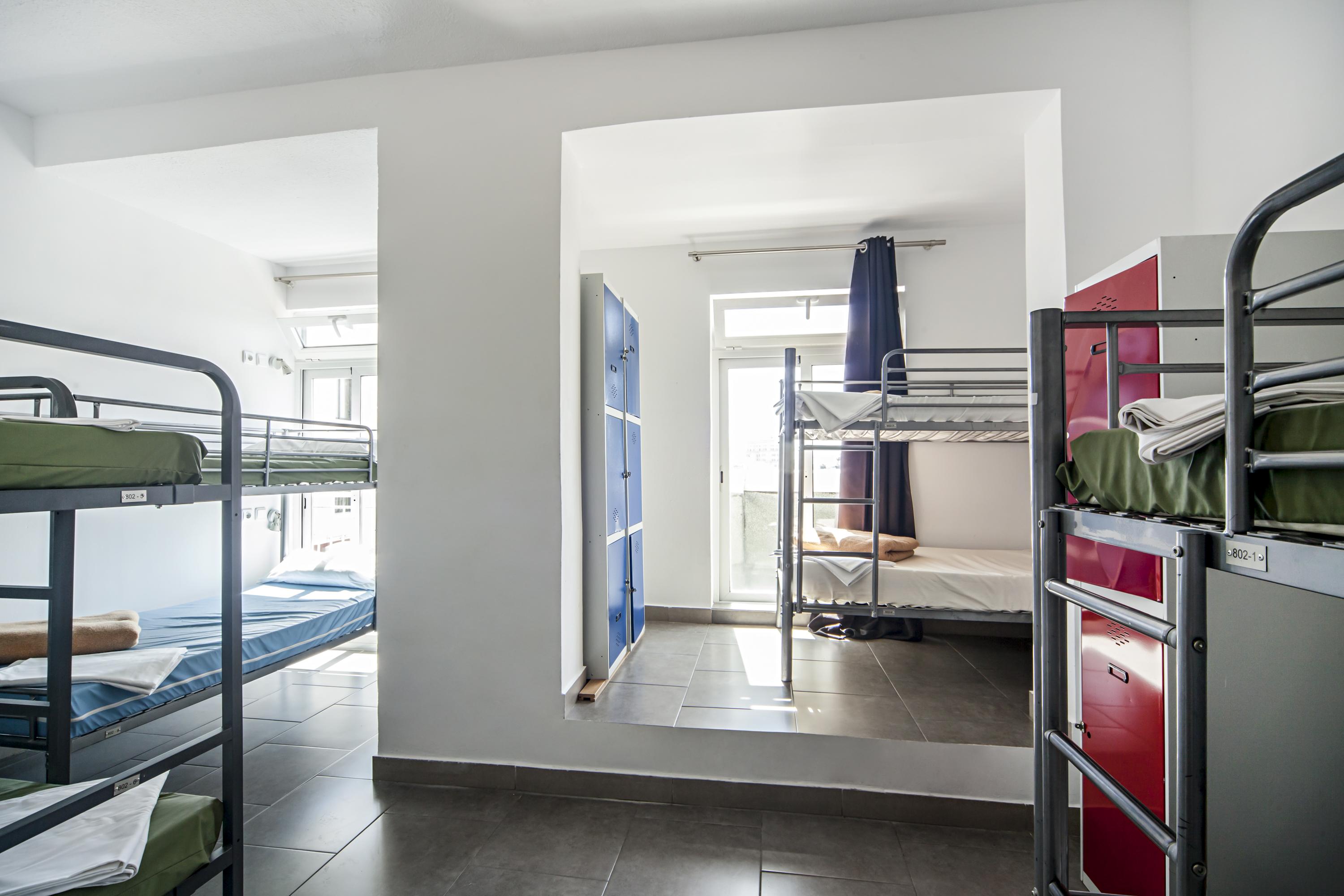 Euromadrid Hostel Bagian luar foto