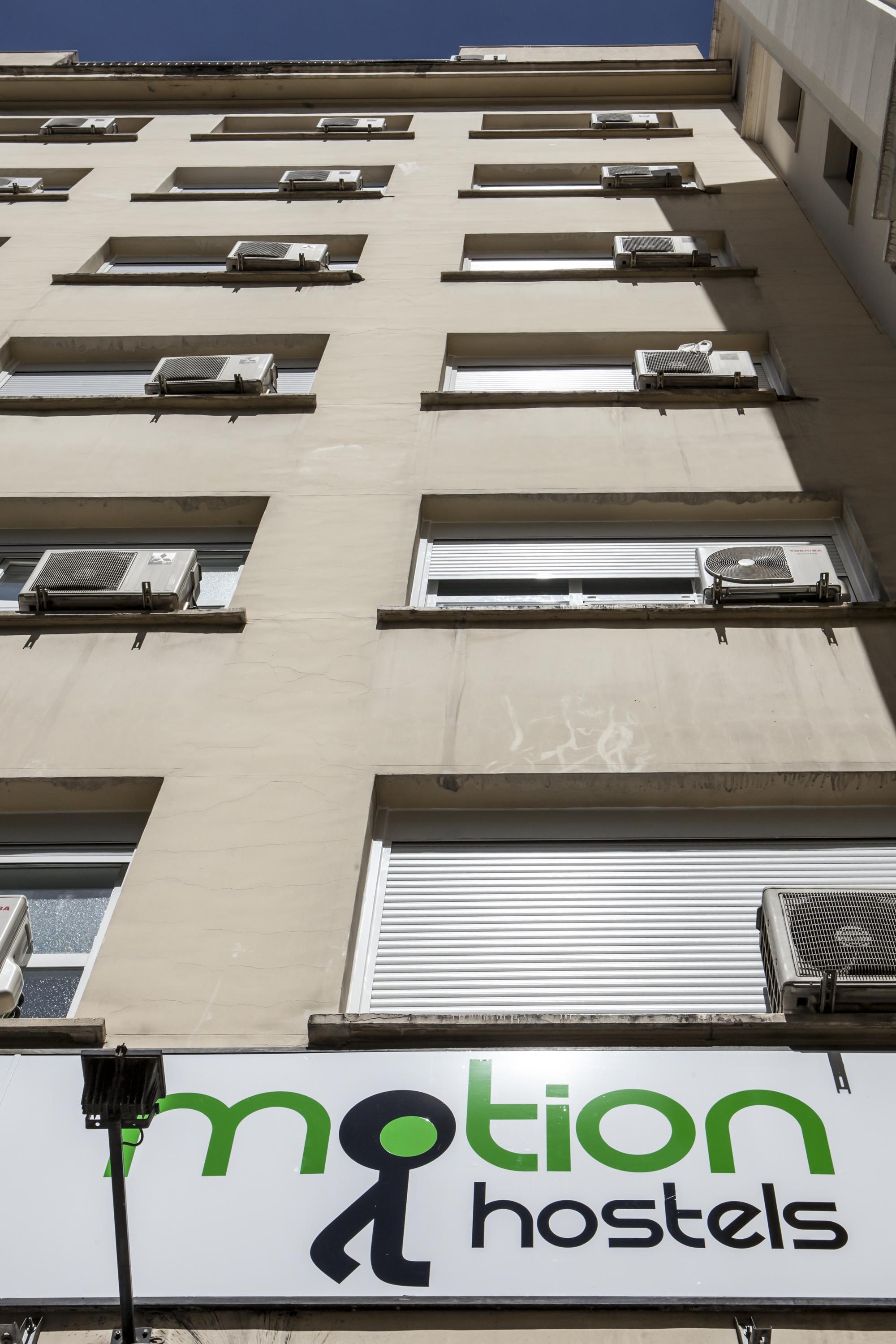 Euromadrid Hostel Bagian luar foto