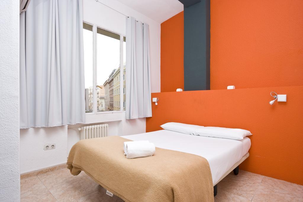 Euromadrid Hostel Ruang foto