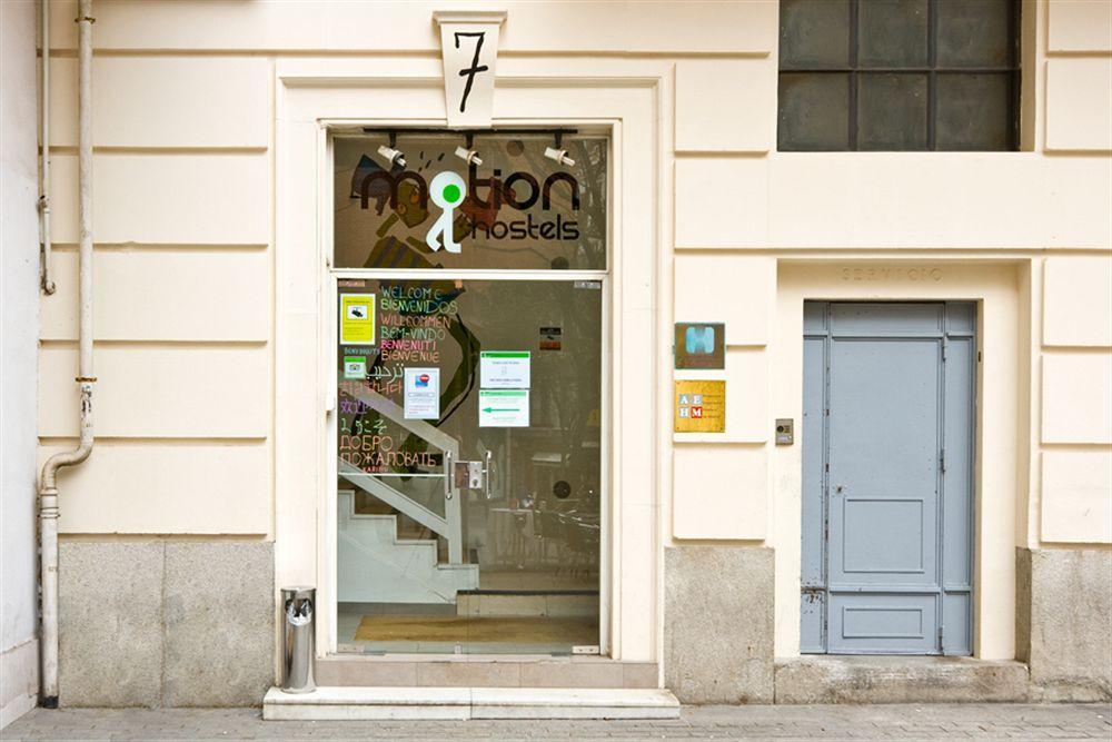 Euromadrid Hostel Bagian luar foto