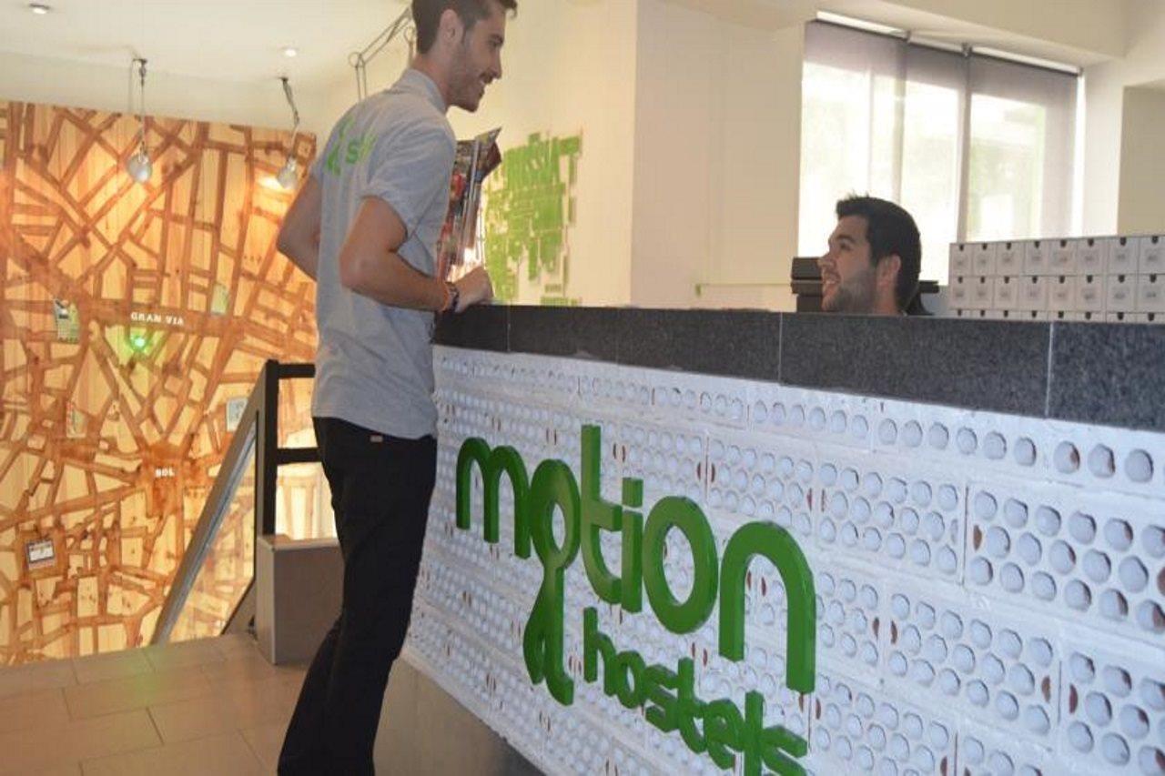 Euromadrid Hostel Bagian luar foto
