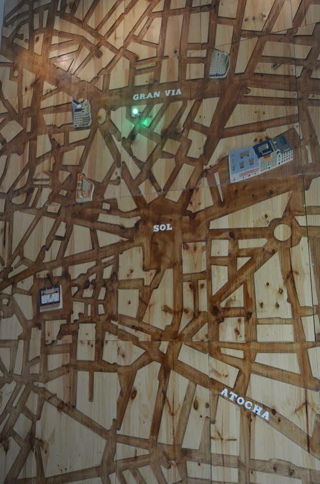 Euromadrid Hostel Bagian luar foto