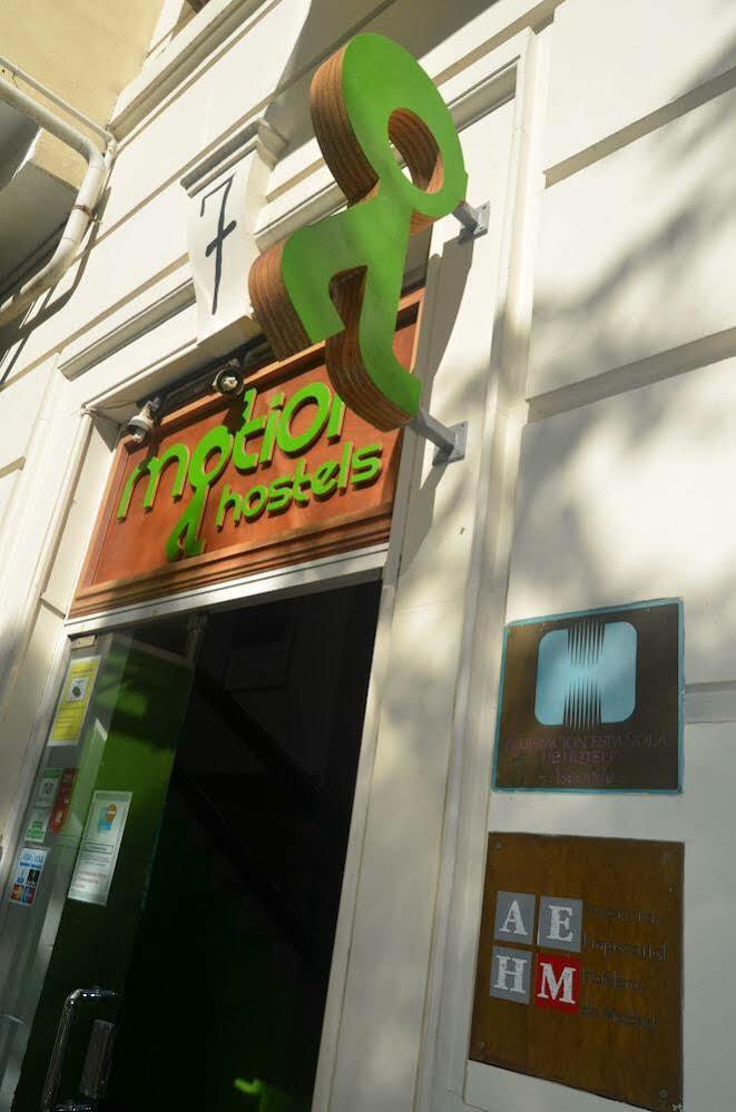 Euromadrid Hostel Bagian luar foto